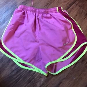 XS Women Nike shorts.